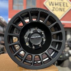 17” METHOD RACE WHEELS 8x165 