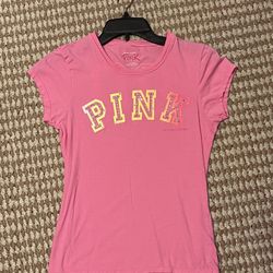 vs pink tshirt , size Small 