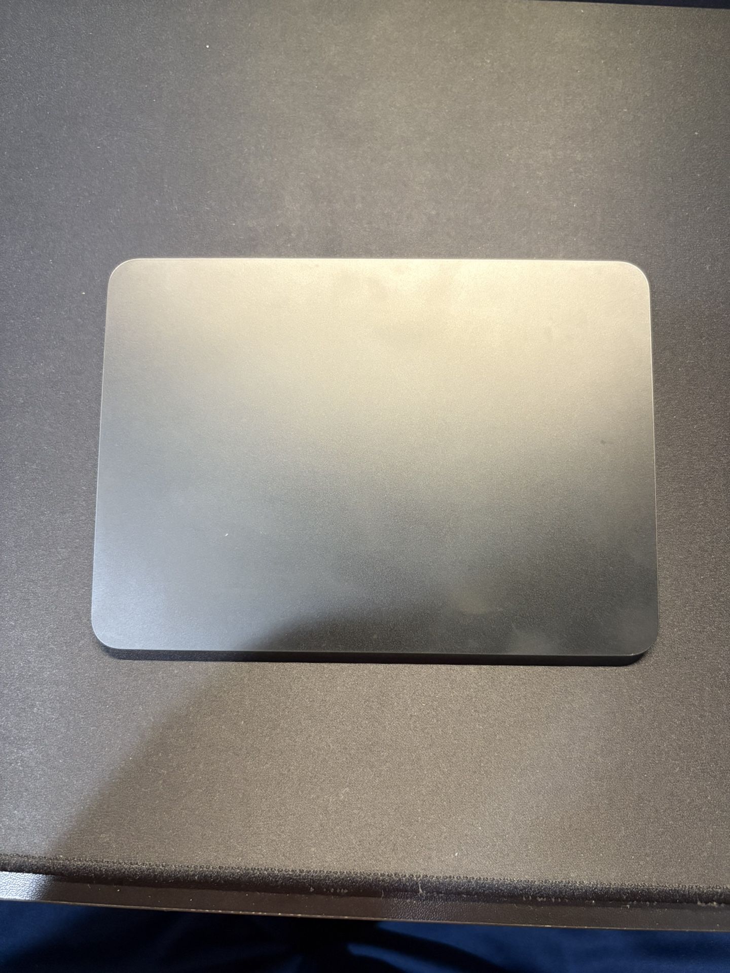 Apple Magic Trackpad (Lightning)