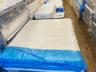 SAATVA Rx King size includes BOXspring!