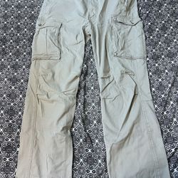 levi’s cargo pants