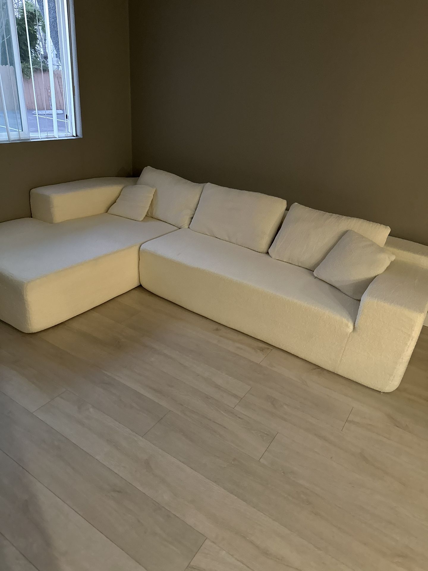 White  104.3 Sponge Sectional Sofa 