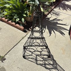 Wine bottle holder