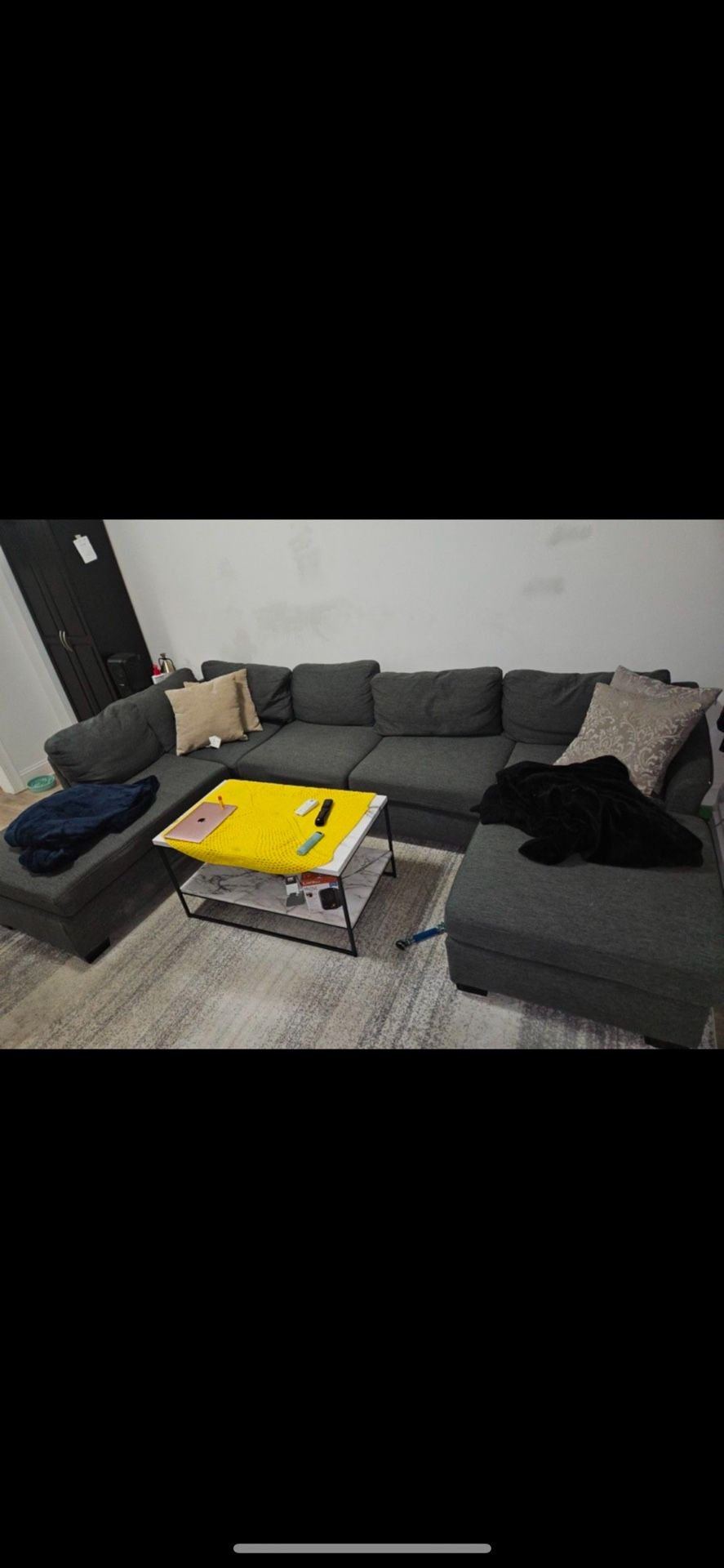 Moving Sale***Grey Sectional U Shape
