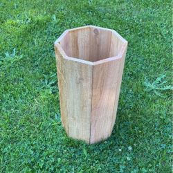 Cedar Plant Stand Holder Flower Pot