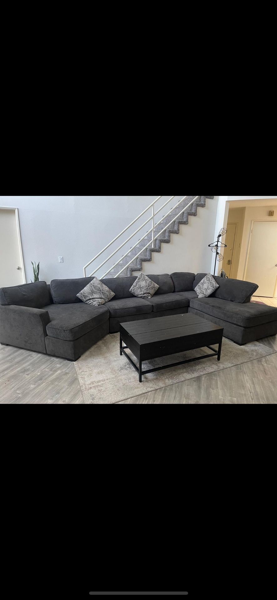 Living Spaces 3 Section Sectional Couch MOVING TO ANOTHER STATE END OF MONTH