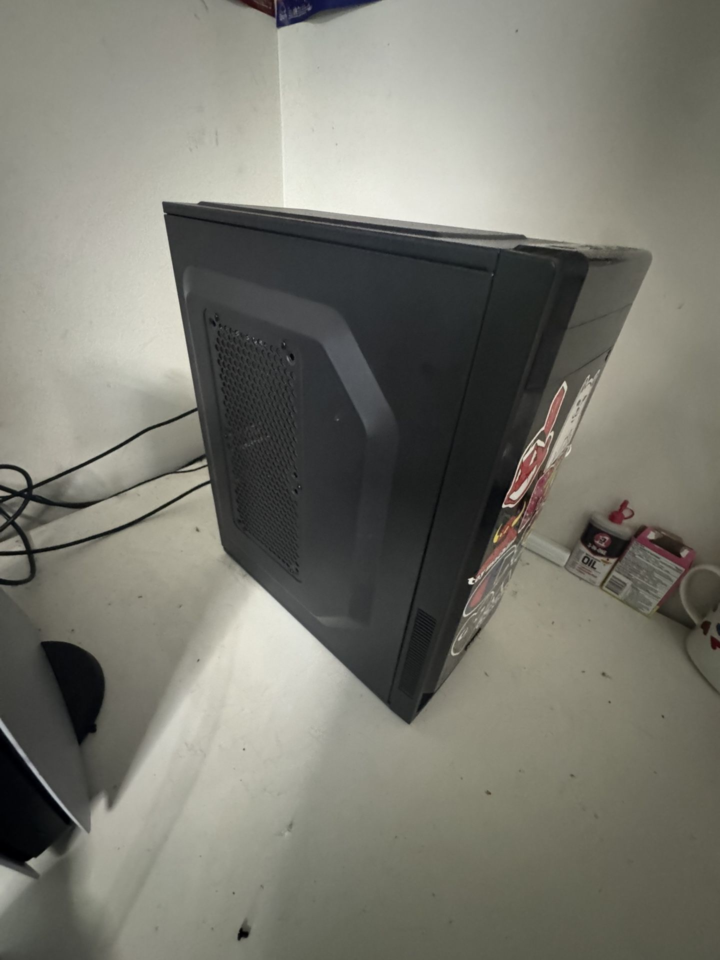 High-Performance Gaming/Streaming PC – Stream & Game Like a Pro!