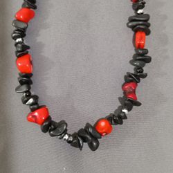 Coral And Onyx Stone Beaded Necklace 