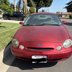 1999 Ford Taurus