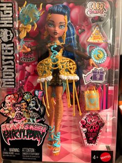 MONSTER HIGH DOLL