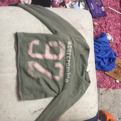 Abercrombie kids size small