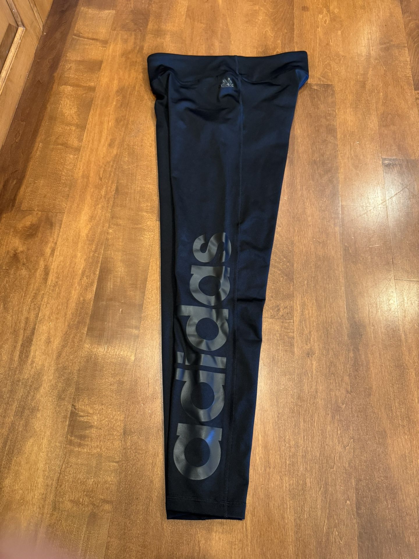 Woman’s Adidas Climalite Pants Shipping Available