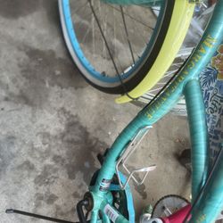 Beach Cruiser Bicycle 