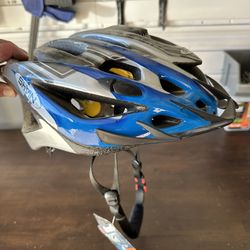 Adjustable Italian Shain Bicycle Helmet - Size M-XL