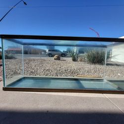 Aquarium / Terrarium Tank 