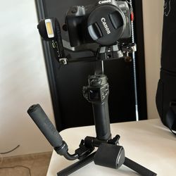 Canon Camara And Gimbal