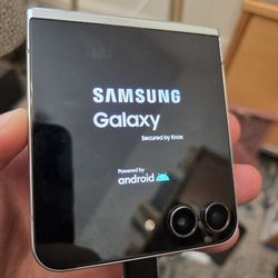Sim Unlocked Samsung galaxy Z FLIP 5 5g 256gb 
