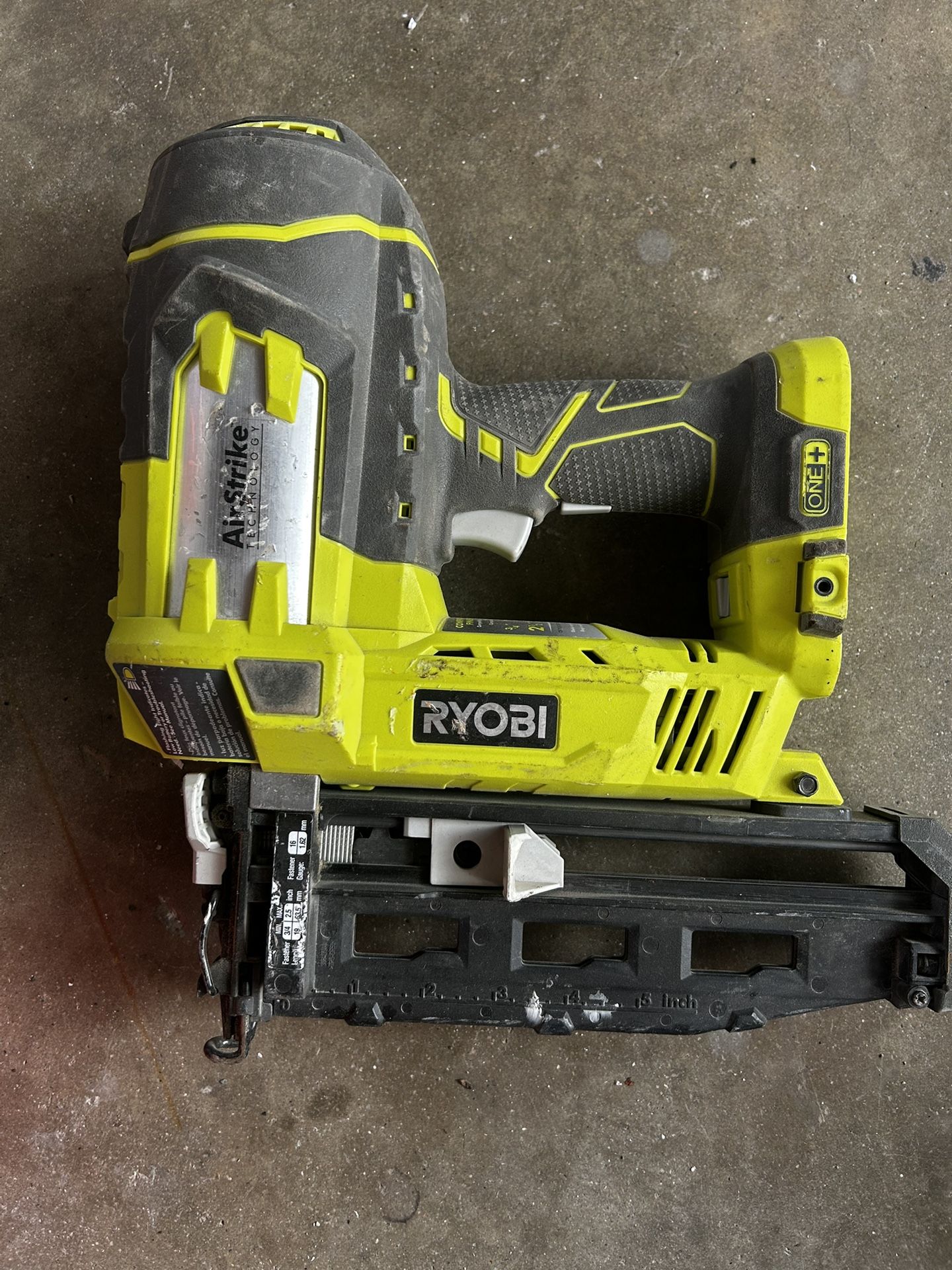 RYOBI NAIL GUN!