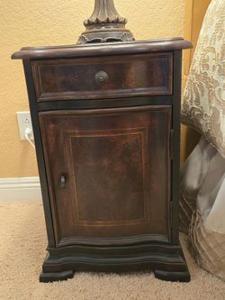 Hooker bedside tables 2