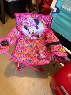 Minnie, mouse child’s  camp chair with carry case