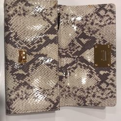 Michael Kors Women’s Wallet
