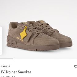 LOUIS VUITTON TRAINER (LV trainer) TAUPE
