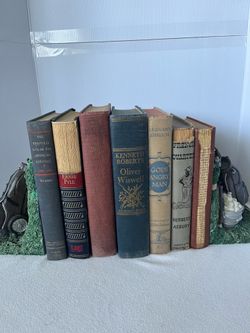 Seven VINTAGE BOOKS