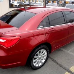 2011 Chrysler 200 