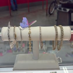 Diamond Tennis Bracelet 10kt & 14kt Available 