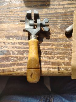 hand vise