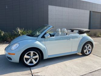 2010 Volkswagen New Beetle Convertible Final Edition PZEV