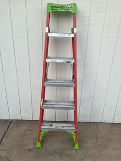 Louisville Ladder CrossXStep 300 lb Ladder Tool 6ft
