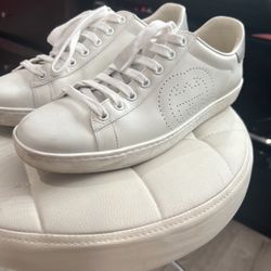 Guccis Shoes