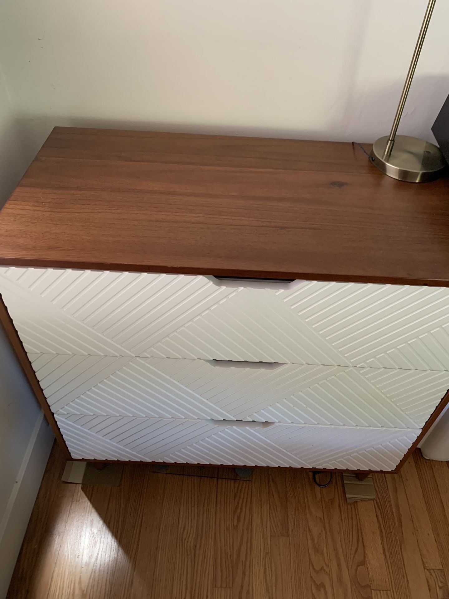Desk/Dresser/Nightstand Set Mid-Century/Modern