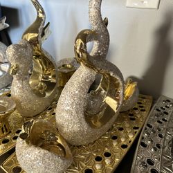 Jewelry Stand Decoration - 10 Dlls Each 