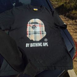Bape Tee/ Hoodrich Hoddie