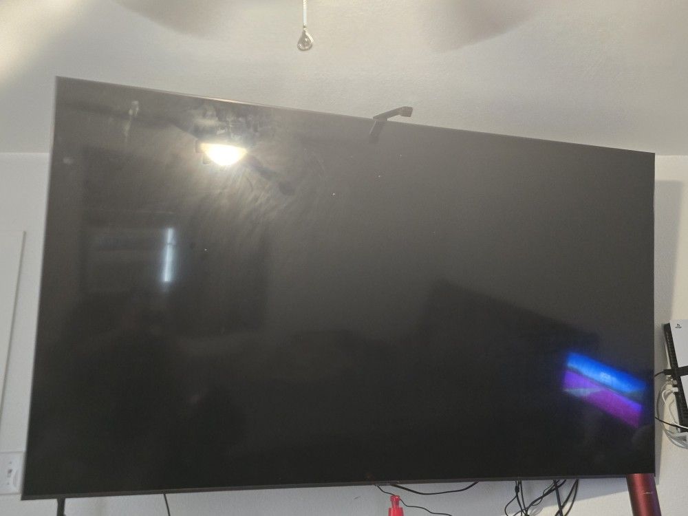 85 Inch Crystal UHD Samsung Tv