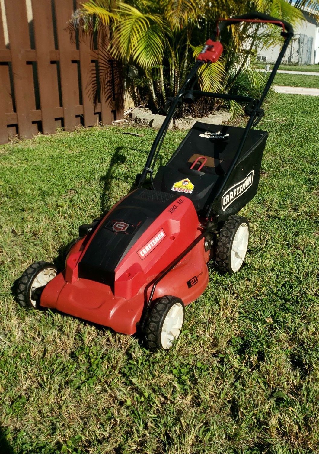 Craftsman 2500001 13 Amp 21'' 3-in-1 Electric Push Lawn Mower. Manual Included (English and Spanish)