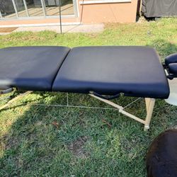 🔥 Earthlite Massage Tables – Excellent Condition – Save Big!