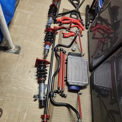 Mini cooper s r53  parts for sale need gone,also have a 6 speed trans off a 2006 mini s 115k miles