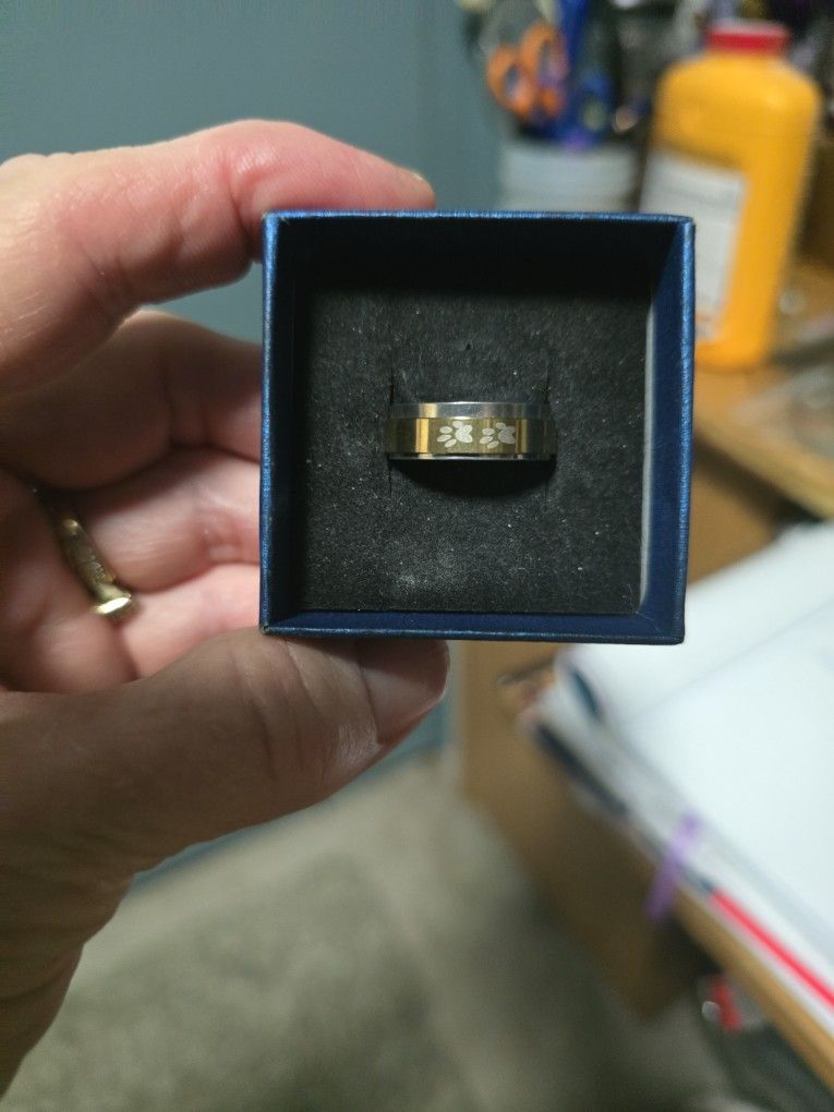 Size 9 Gold Stainless Steel Band With Engraved Paws