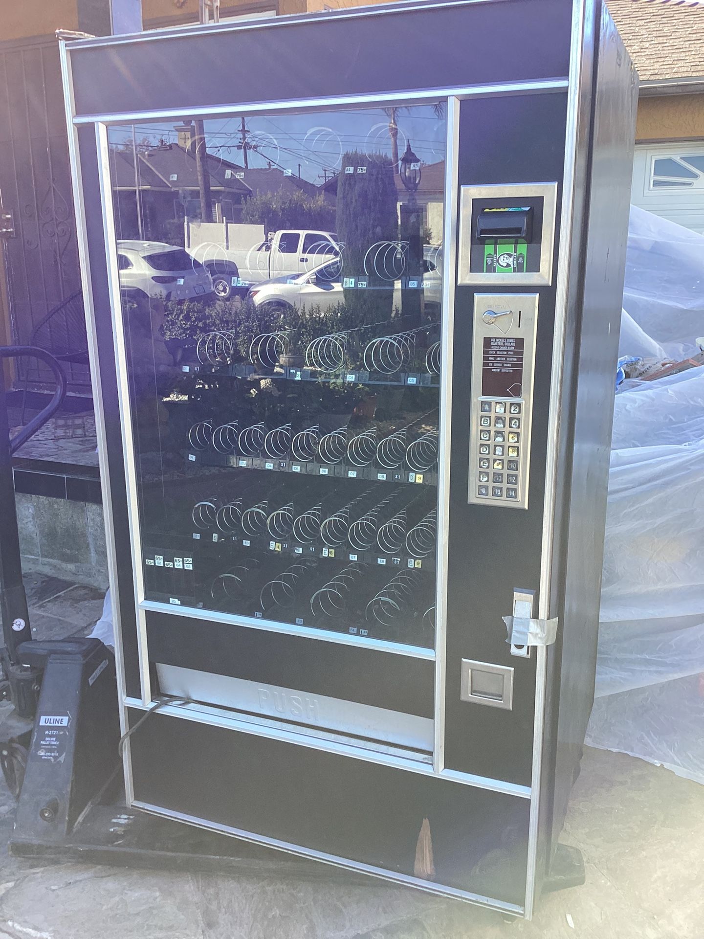 Snack Shop Vending Machine