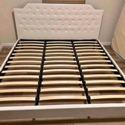 Bed Frame White King Size New 