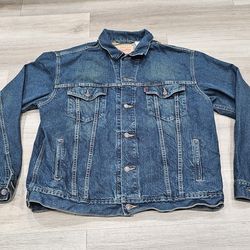 Levis #70507 Dark Blue Denim Jacket Men Size XL Made in Columbia