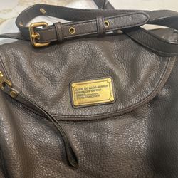  Marc Jacob’s Grey Leather Crossbody Bag