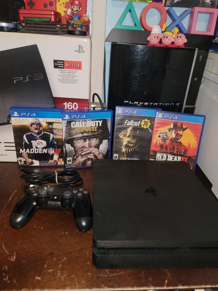 PS4 Slim 1TB With 4 Games