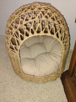 Woven Cat Carrier Bed