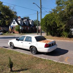 2008 FORD CROWN VICTORIA 