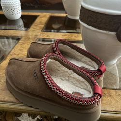 Ugg Slippers 