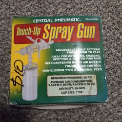 Central Pneumatic Touch-Up Spray Gun Item #00086